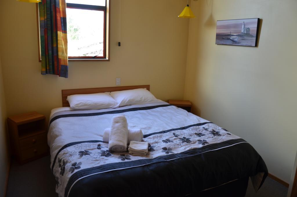 Larchwood Motel Hanmer Springs Room photo