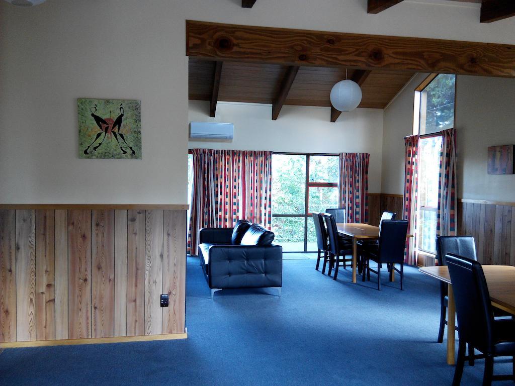 Larchwood Motel Hanmer Springs Room photo