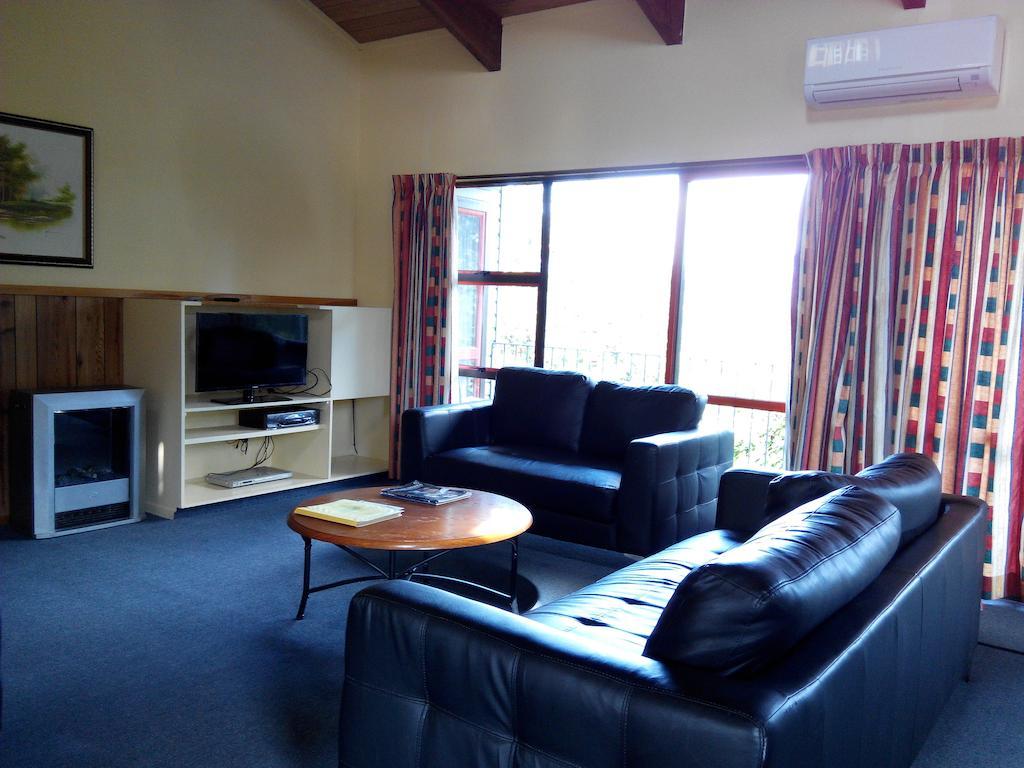 Larchwood Motel Hanmer Springs Room photo