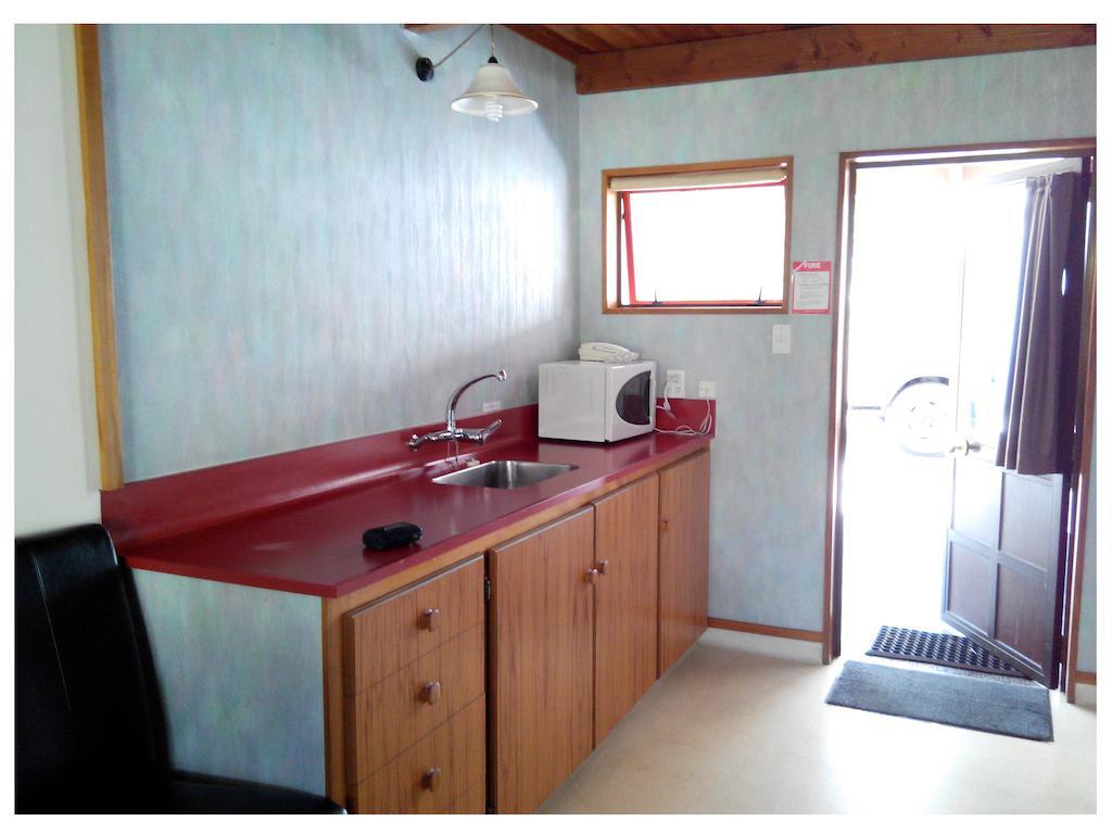 Larchwood Motel Hanmer Springs Room photo